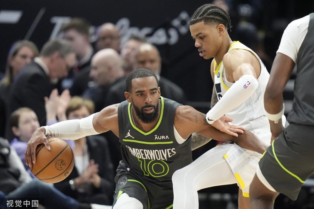 并在篮板上 并在篮板上